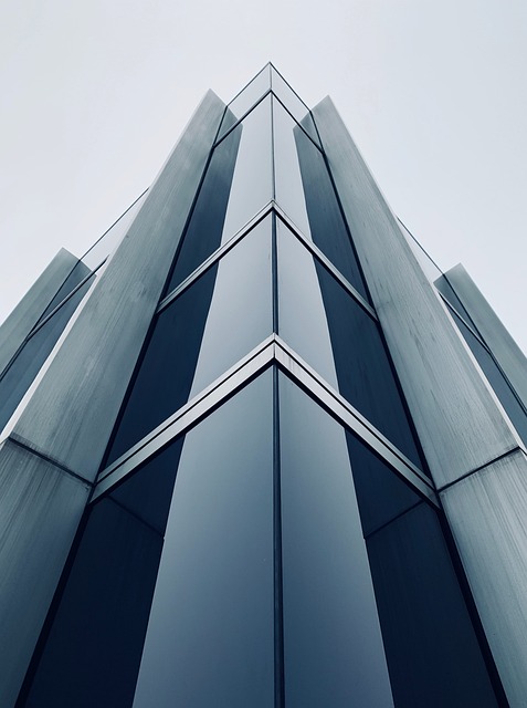 AI-Driven Strategies for Business Success: Maximizing Efficiency and Innovation Across Industries