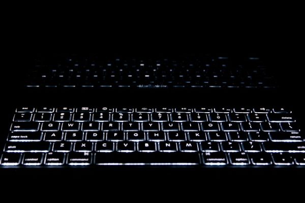 Revolutionizing Your Writing: How AI Tools Are Changing the Way We Create and Communicate