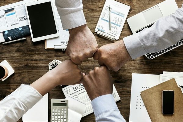 Revolutionizing Business Operations: The Essential Role of AI in Driving Growth and Innovation