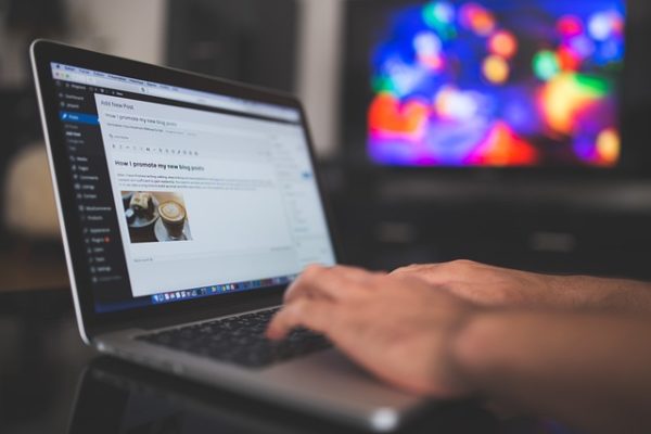 Exploring the Ethical Implications of AI Technology in a Rapidly Evolving Digital Landscape